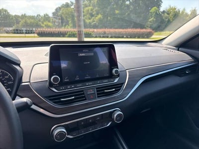 2025 Nissan Altima SV FWD