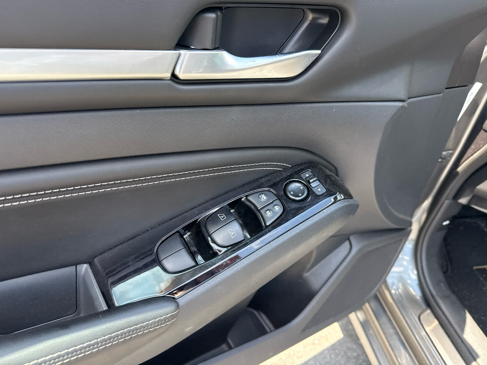 2022 Nissan Altima SL FWD