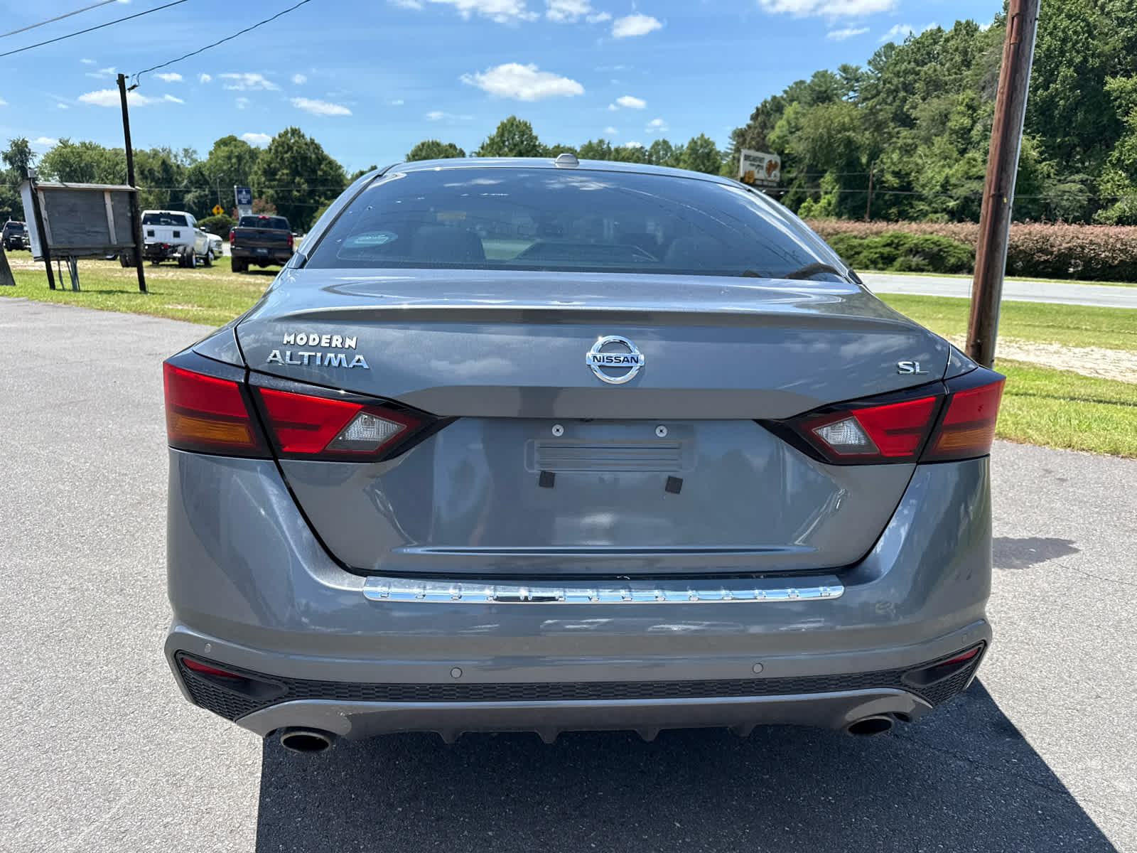 2022 Nissan Altima SL FWD