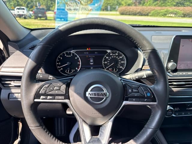 2022 Nissan Altima SL FWD