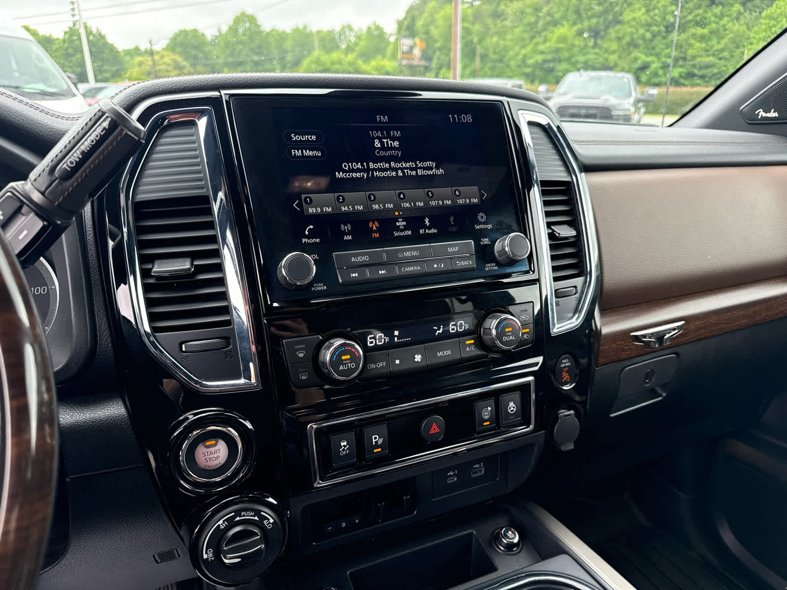 2021 Nissan TITAN Crew Cab Platinum Reserve 4x4