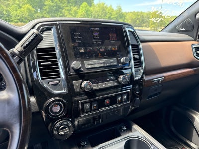 2021 Nissan TITAN Crew Cab Platinum Reserve 4x4