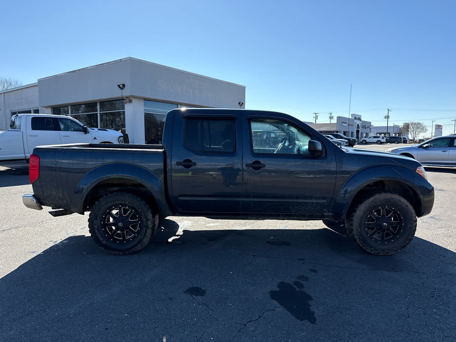 2019 Nissan Frontier SV