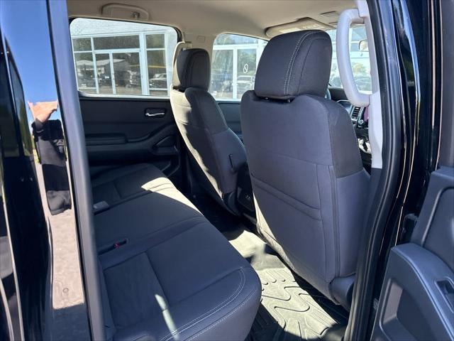 2023 Nissan Frontier Crew Cab SV 4x4