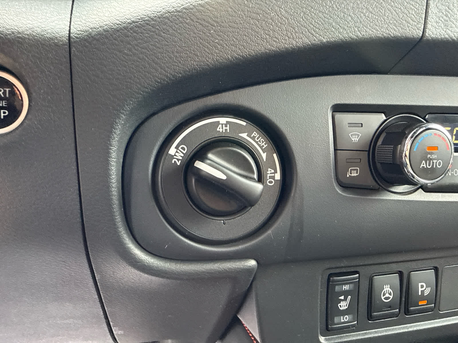 2023 Nissan Frontier Crew Cab PRO-4X 4x4