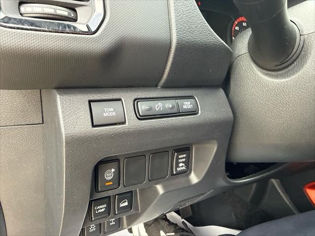 2023 Nissan Frontier Crew Cab PRO-4X 4x4