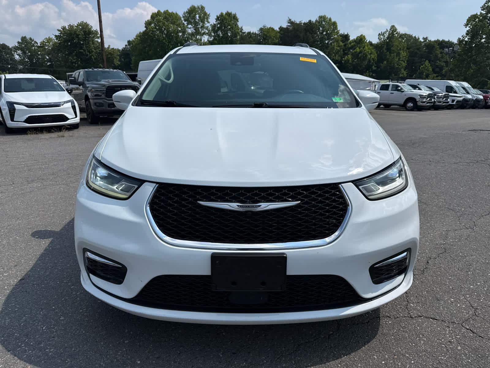 2022 Chrysler Pacifica Touring L