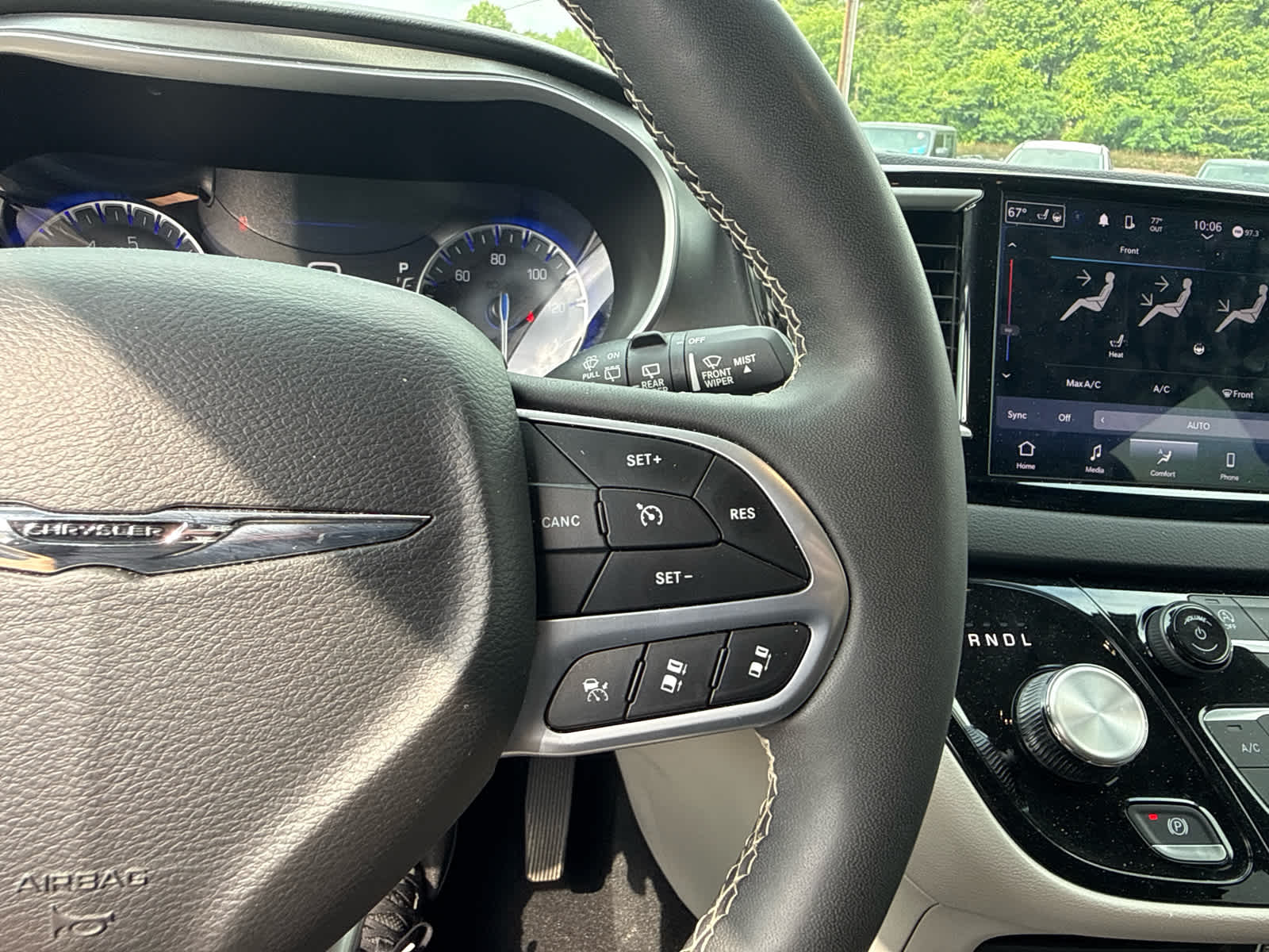 2024 Chrysler Pacifica Touring L