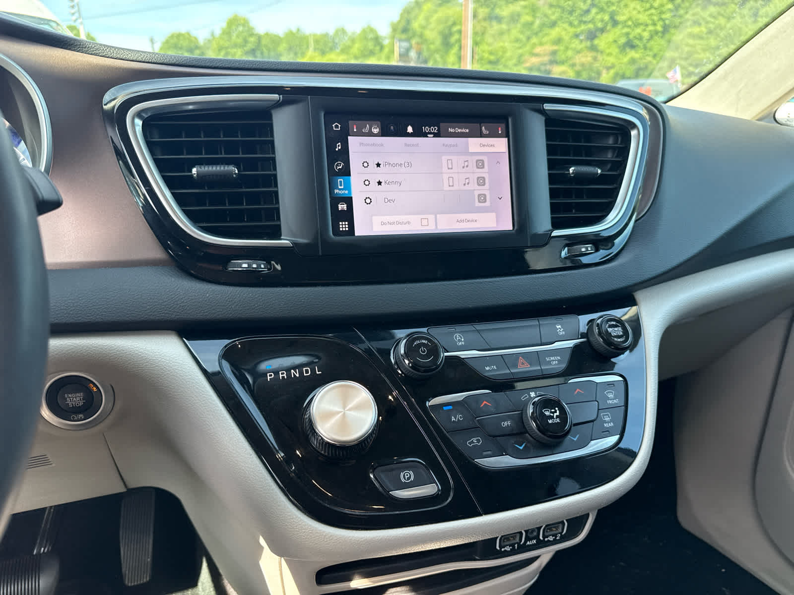 2023 Chrysler Voyager LX