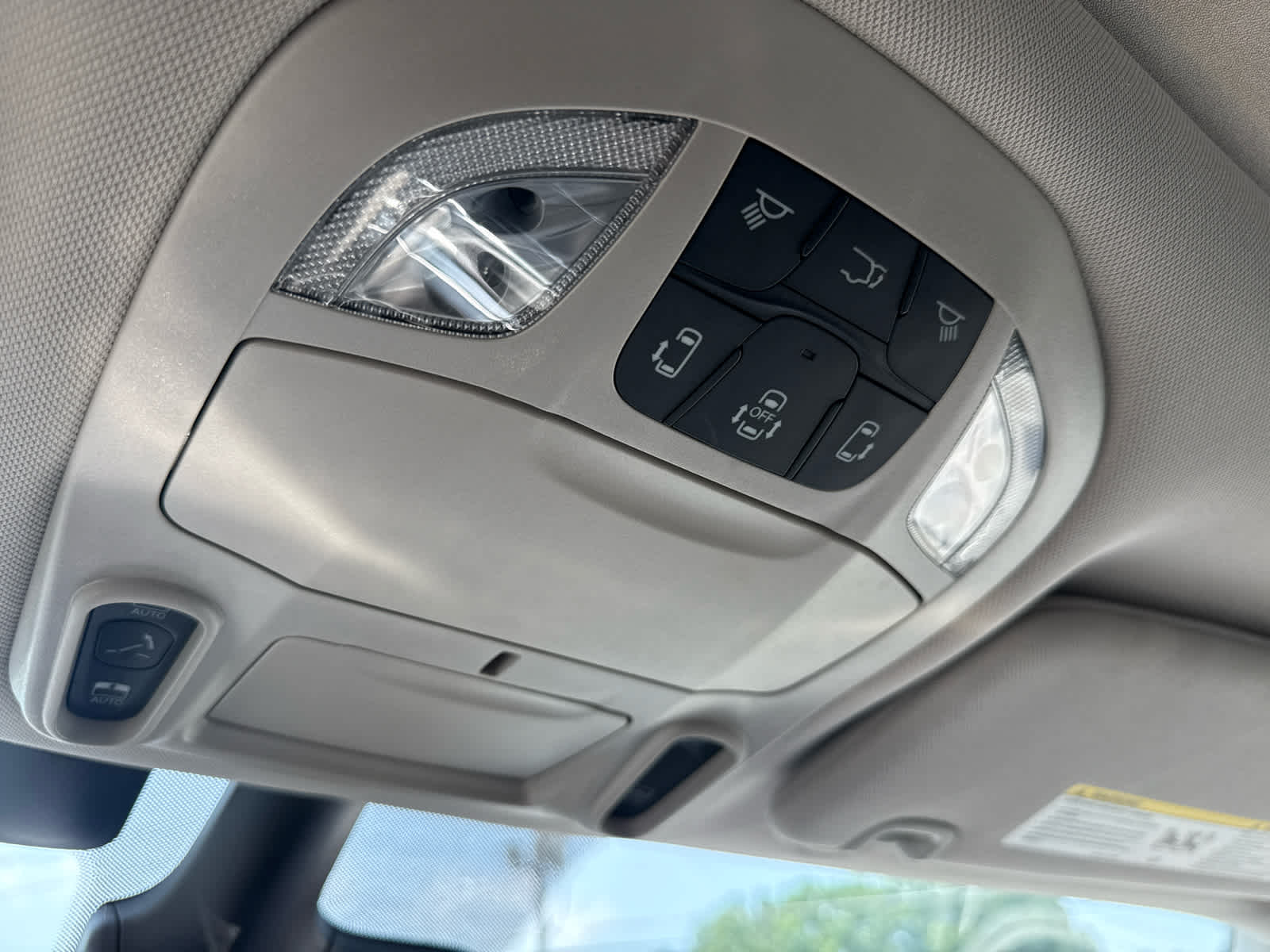 2022 Chrysler Pacifica Limited AWD
