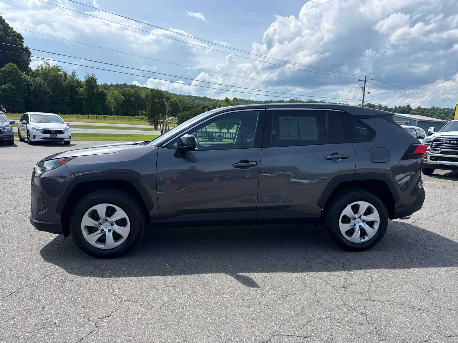 2022 Toyota RAV4 LE