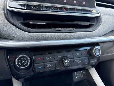 2022 Jeep Compass Latitude FWD