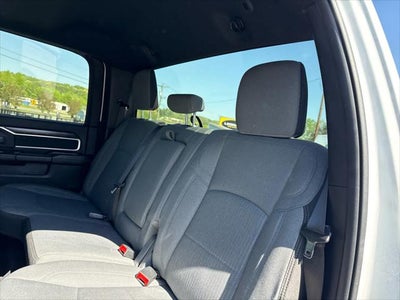 2024 RAM 3500 Big Horn Crew Cab 4x4 8' Box