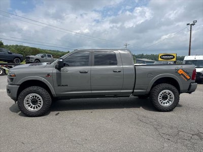 2026 RAM 2500 Limited Mega Cab 4x4 6'4' Box