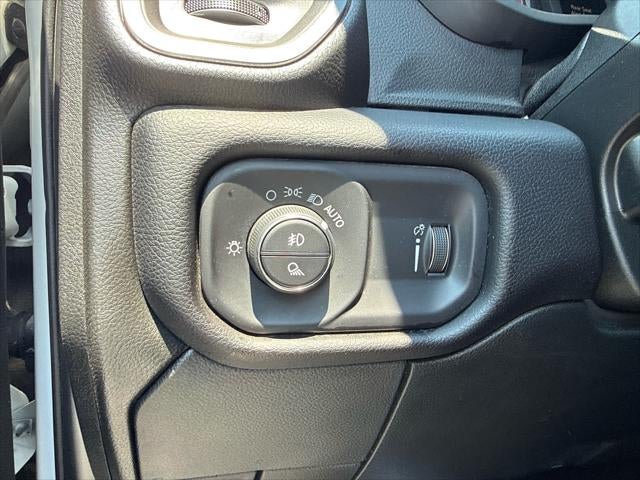 2024 RAM 3500 Big Horn Crew Cab 4x4 8' Box