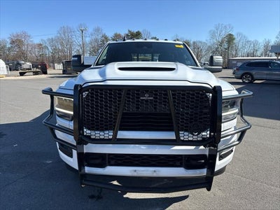 2024 RAM 3500 Laramie Crew Cab 4x4 8' Box