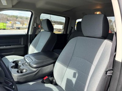 2023 RAM 1500 Classic Tradesman Crew Cab 4x4 5'7' Box