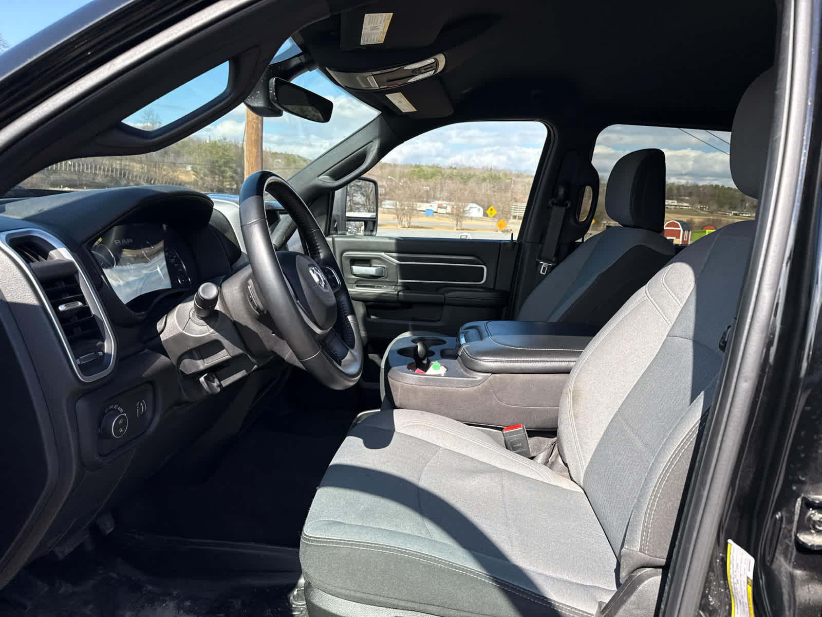 2024 RAM 2500 Big Horn Crew Cab 4x4 6'4' Box