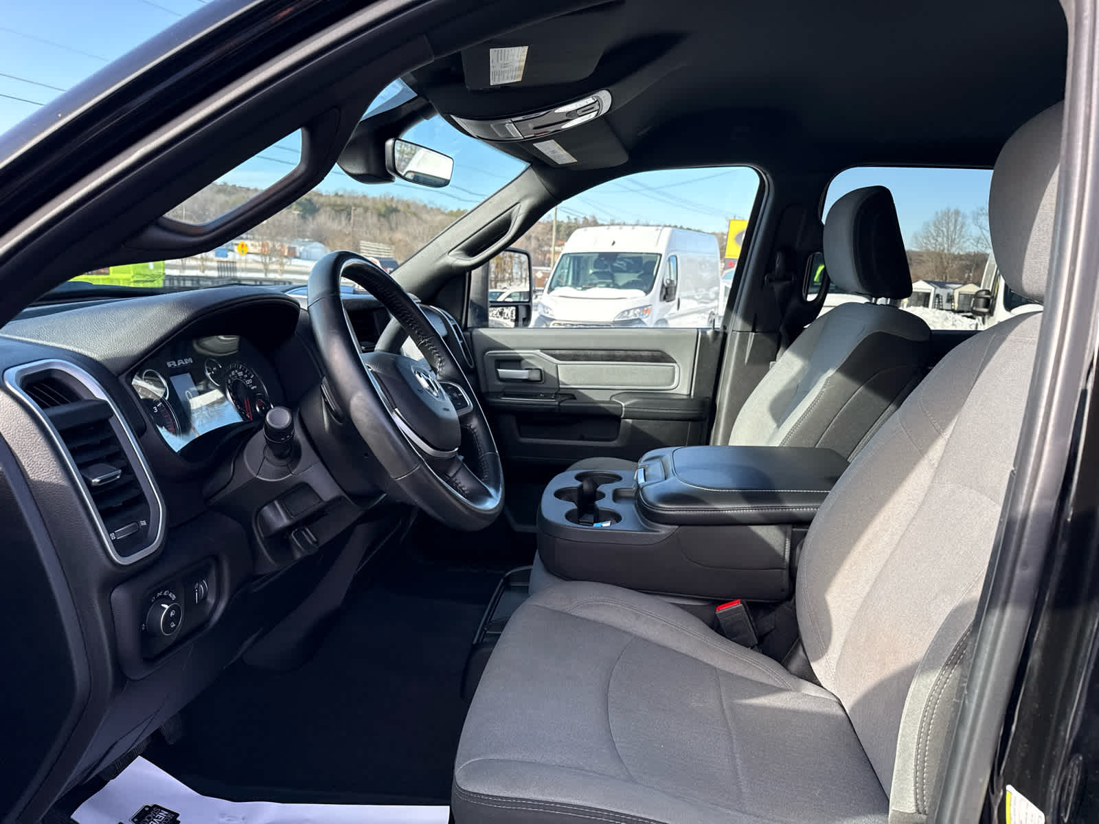 2023 RAM 2500 Big Horn Crew Cab 4x4 6'4' Box