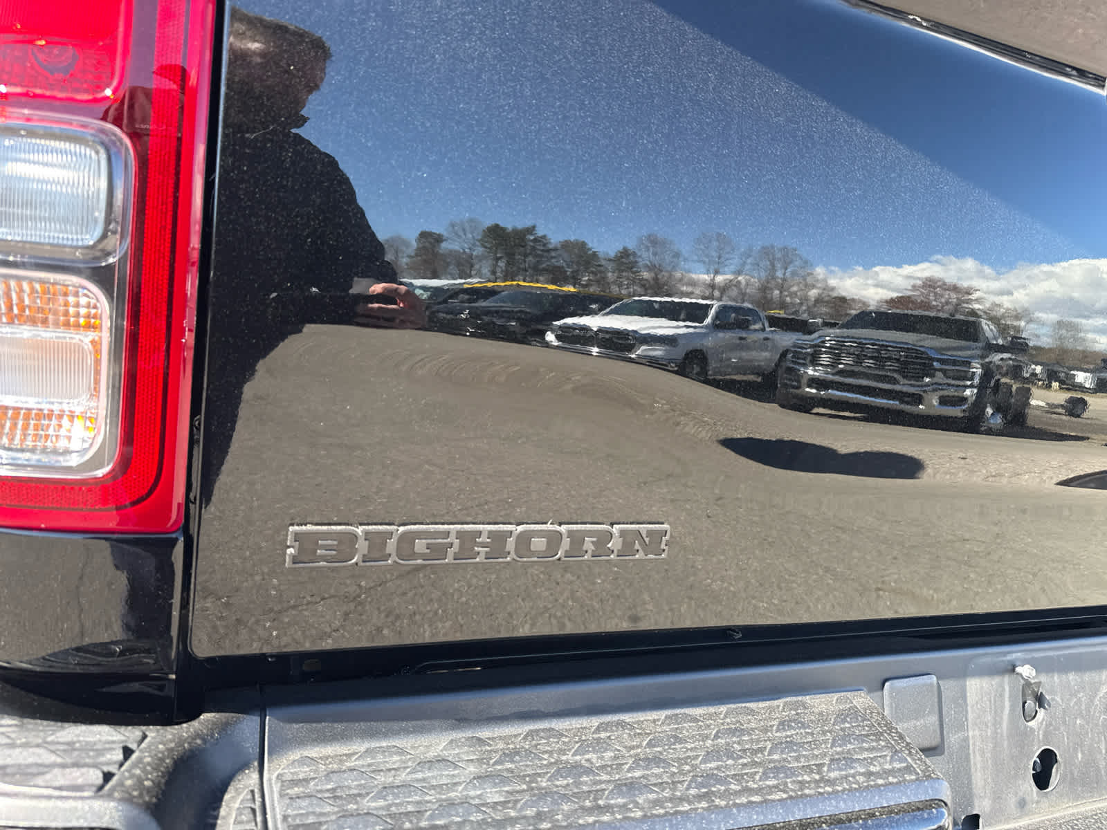 2022 RAM 2500 Big Horn Mega Cab 4x4 6'4'' Box