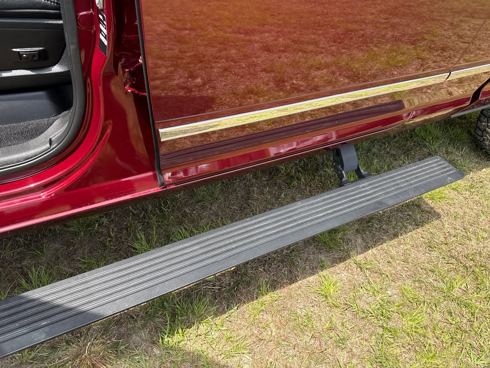2024 RAM 2500 Limited Mega Cab 4x4 6'4' Box