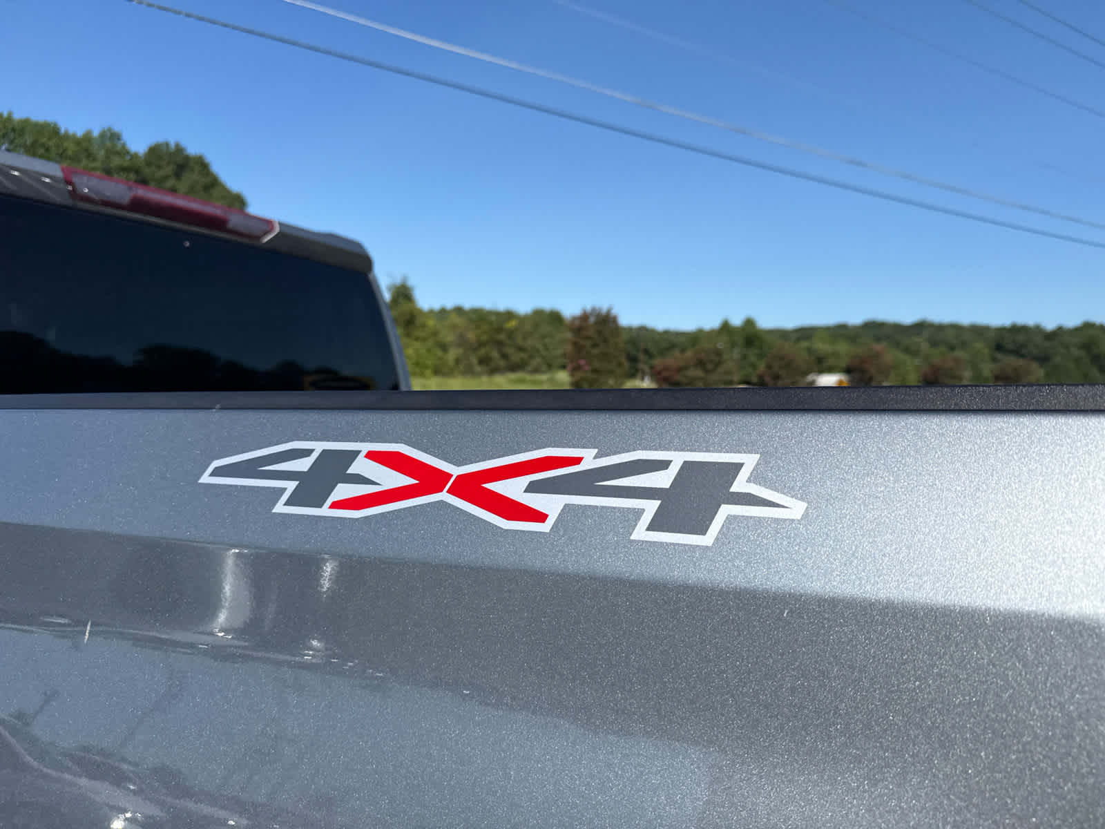 2023 Chevrolet Silverado 1500 4WD Crew Cab Short Bed Custom