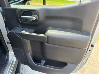 2023 Chevrolet Silverado 1500 4WD Crew Cab Short Bed Custom