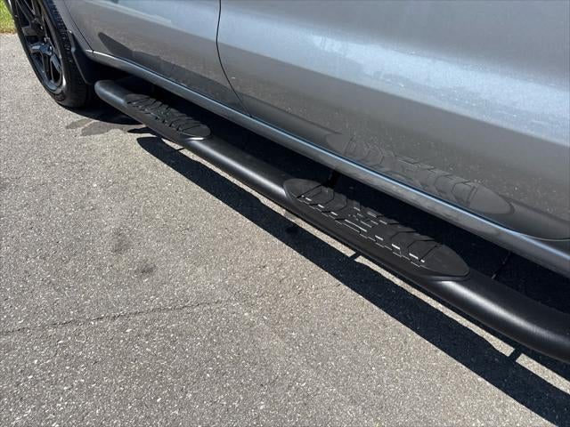 2023 Chevrolet Silverado 1500 4WD Crew Cab Short Bed Custom
