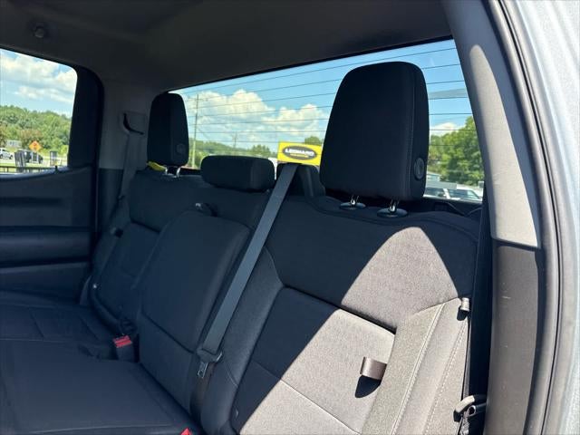 2023 Chevrolet Silverado 1500 4WD Crew Cab Short Bed Custom