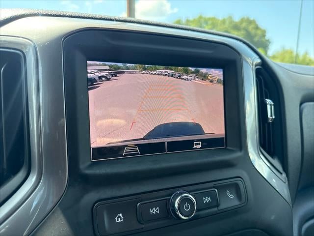 2023 Chevrolet Silverado 1500 4WD Crew Cab Short Bed Custom