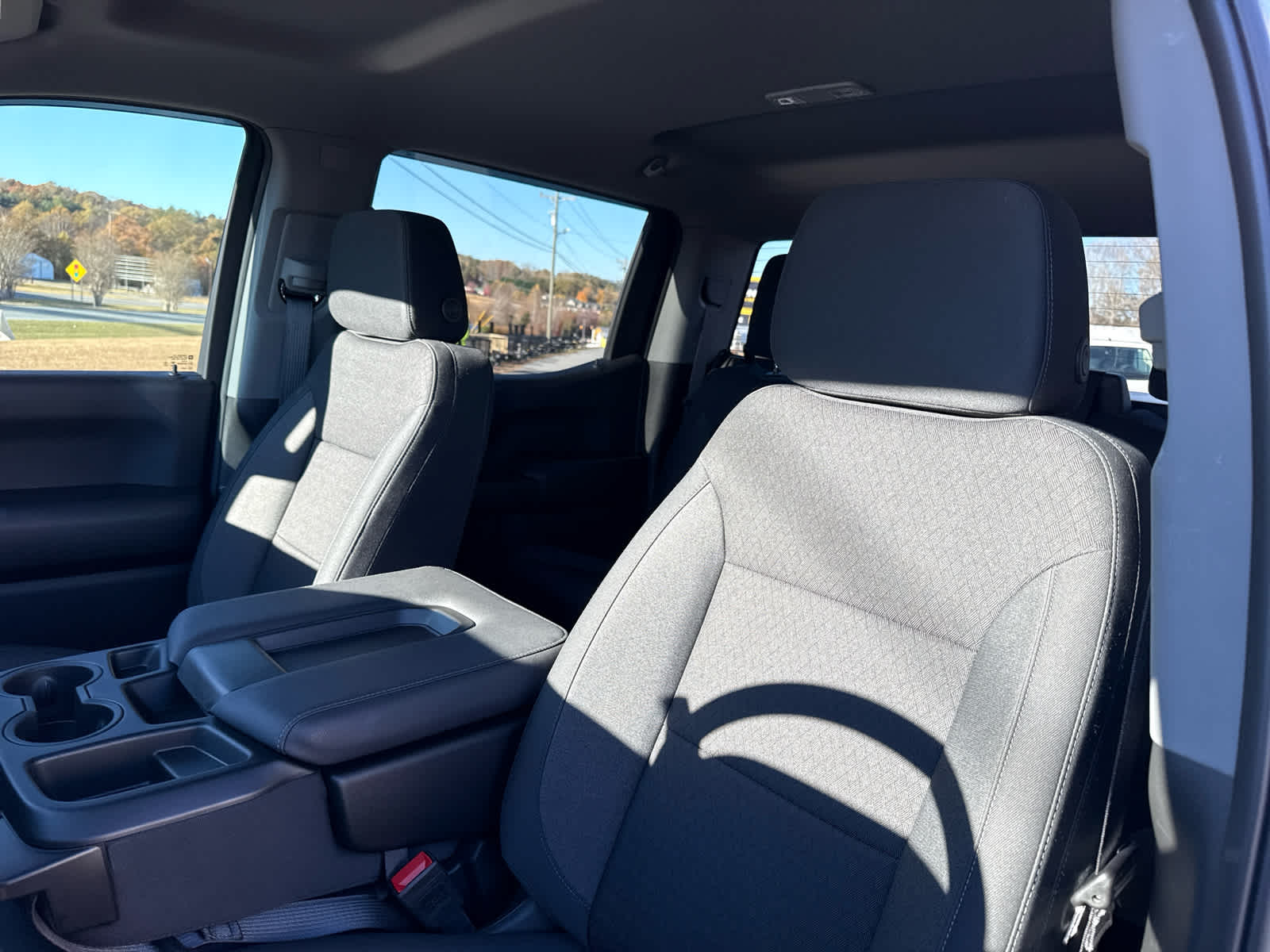 2024 Chevrolet Silverado 1500 4WD Crew Cab Short Bed Custom