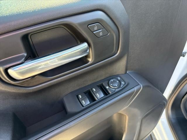 2024 Chevrolet Silverado 1500 4WD Crew Cab Short Bed Custom