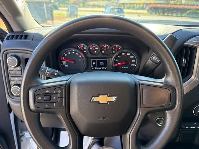 2024 Chevrolet Silverado 1500 4WD Crew Cab Short Bed Custom