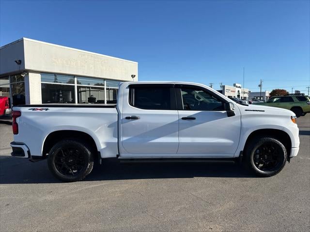 2024 Chevrolet Silverado 1500 4WD Crew Cab Short Bed Custom