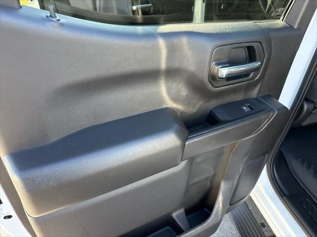 2024 Chevrolet Silverado 1500 4WD Crew Cab Short Bed Custom