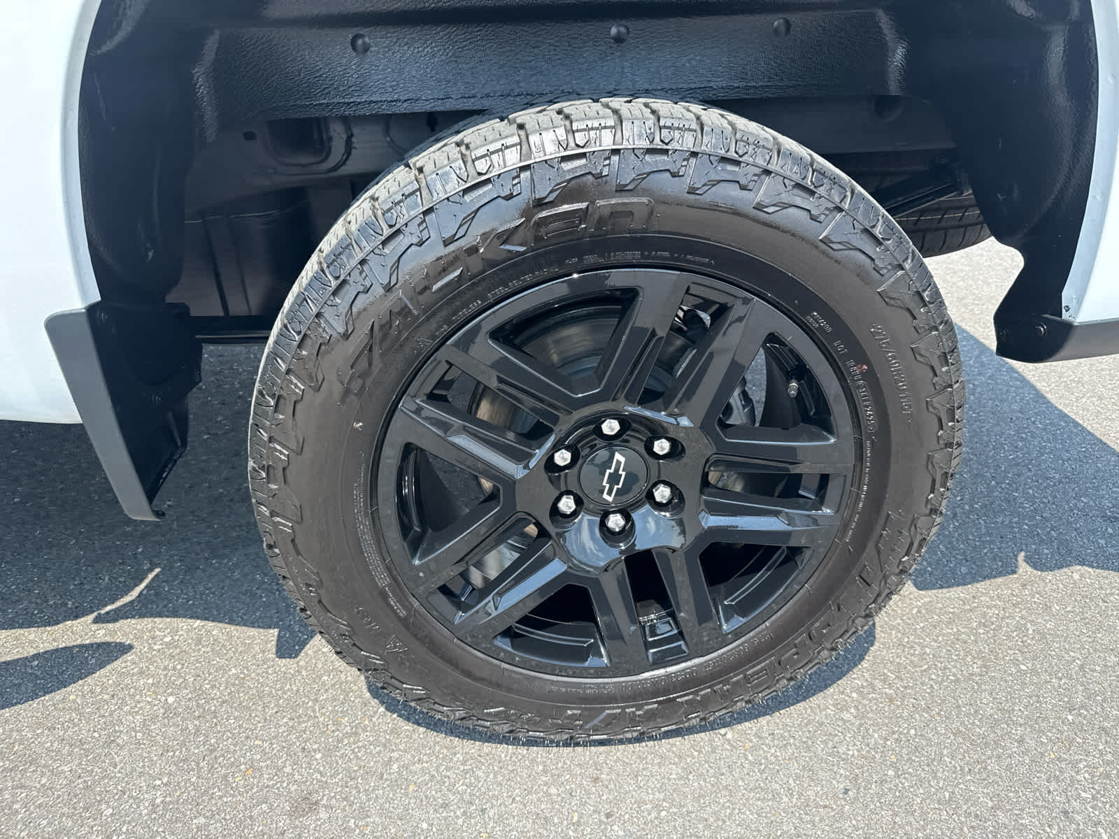 2024 Chevrolet Silverado 1500 4WD Crew Cab Short Bed Custom Trail Boss