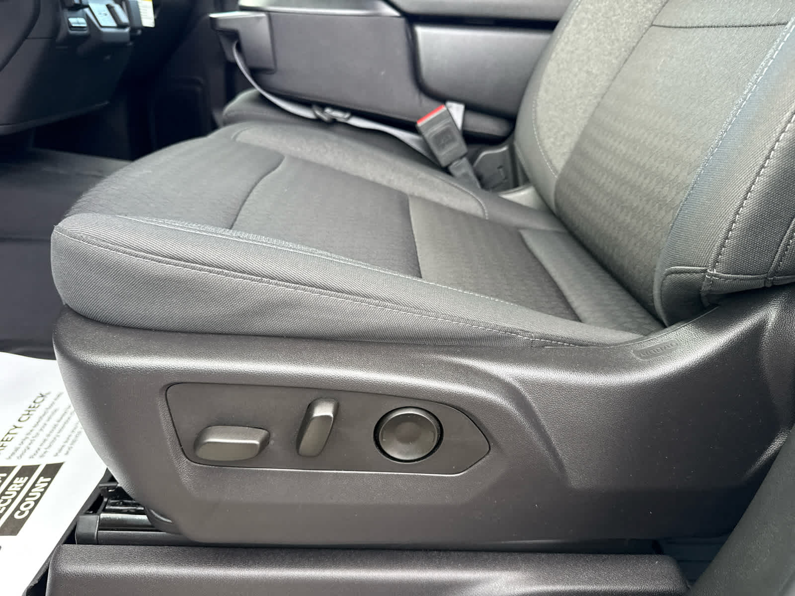 2024 Chevrolet Silverado 1500 4WD Crew Cab Short Bed Custom Trail Boss