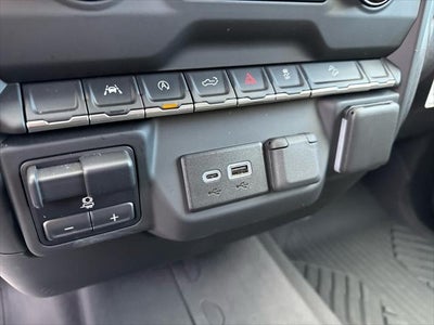 2024 Chevrolet Silverado 1500 4WD Crew Cab Short Bed Custom Trail Boss