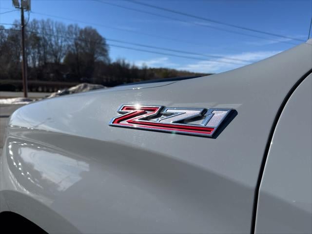 2025 Chevrolet Silverado 1500 4WD Crew Cab Short Bed Custom Trail Boss