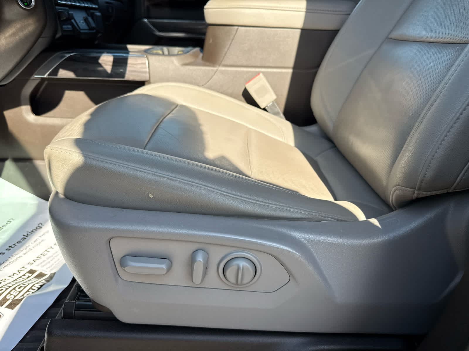 2021 Chevrolet Silverado 1500 4WD Crew Cab Short Bed LTZ