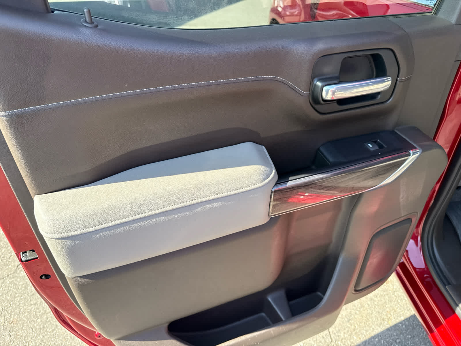 2021 Chevrolet Silverado 1500 4WD Crew Cab Short Bed LTZ