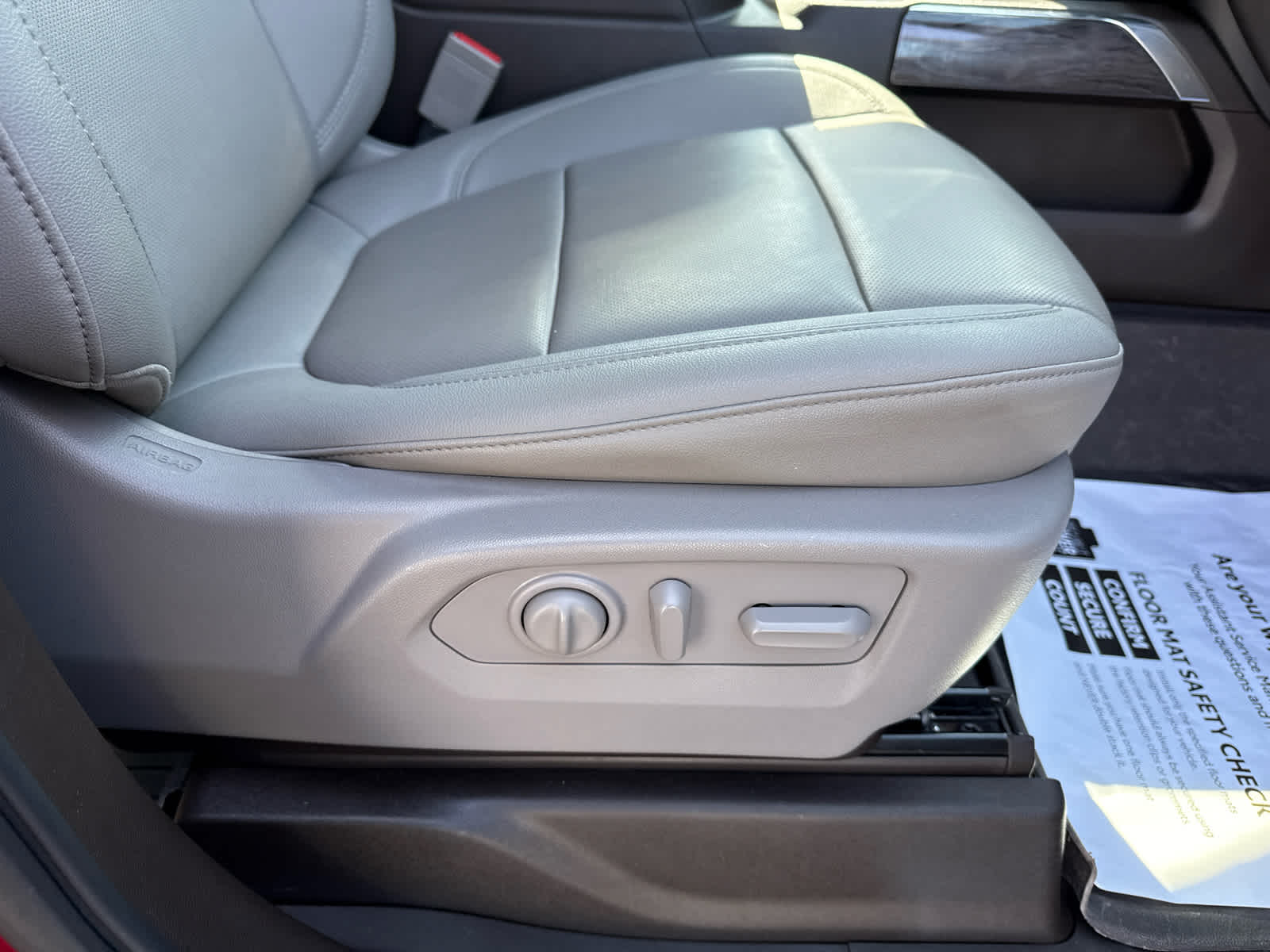 2021 Chevrolet Silverado 1500 4WD Crew Cab Short Bed LTZ