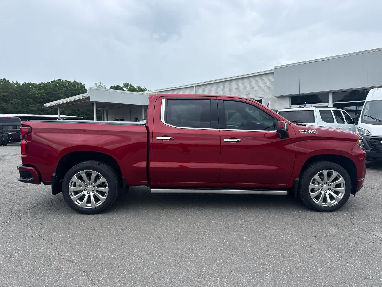 2021 Chevrolet Silverado 1500 4WD Crew Cab Short Bed High Country