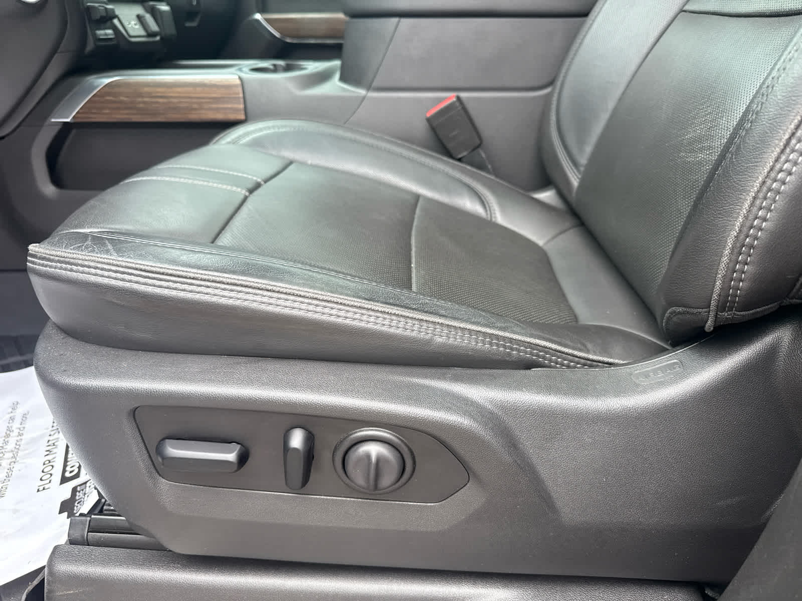 2021 Chevrolet Silverado 1500 4WD Crew Cab Short Bed High Country