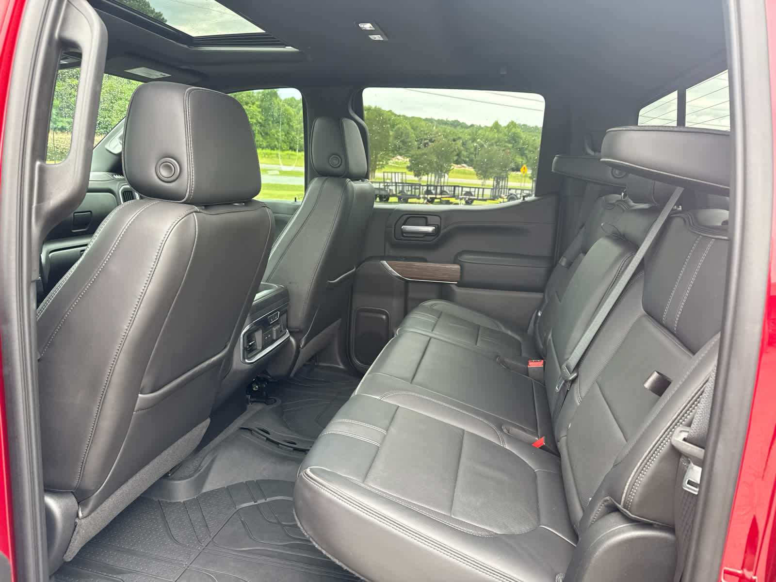 2021 Chevrolet Silverado 1500 4WD Crew Cab Short Bed High Country