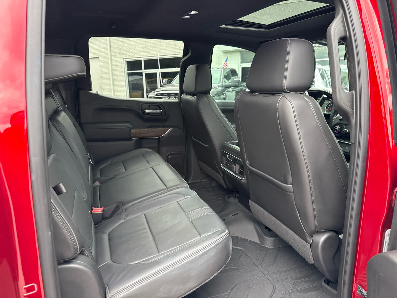 2021 Chevrolet Silverado 1500 4WD Crew Cab Short Bed High Country