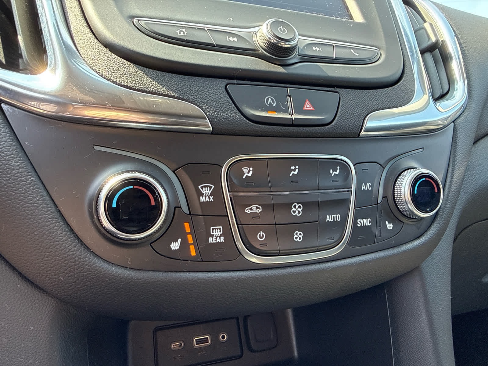 2024 Chevrolet Equinox AWD LT