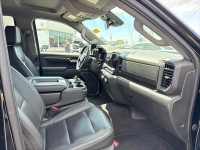 2025 GMC Sierra 1500 2WD Crew Cab Short Box SLT