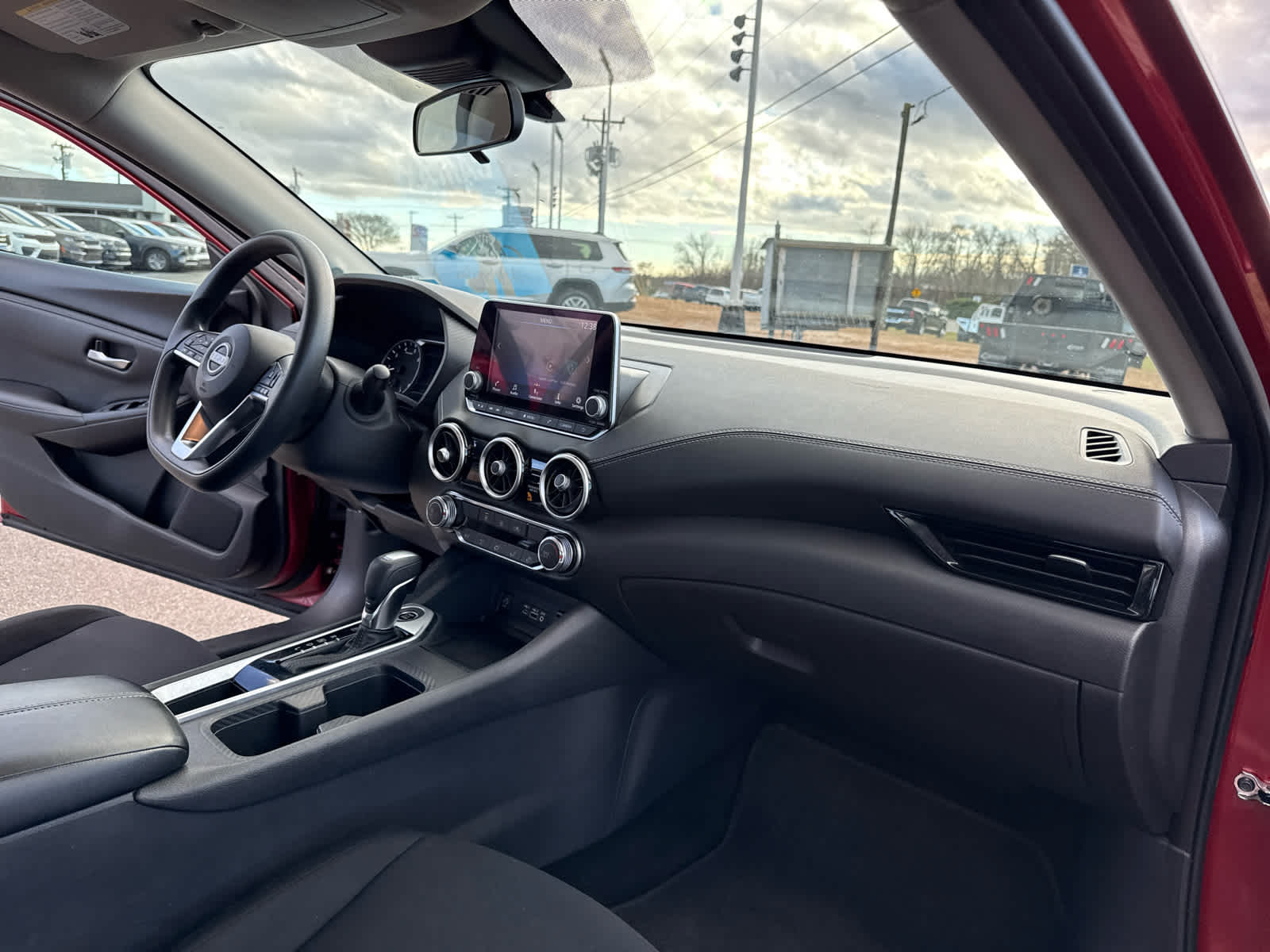 2024 Nissan Sentra SV Xtronic CVT