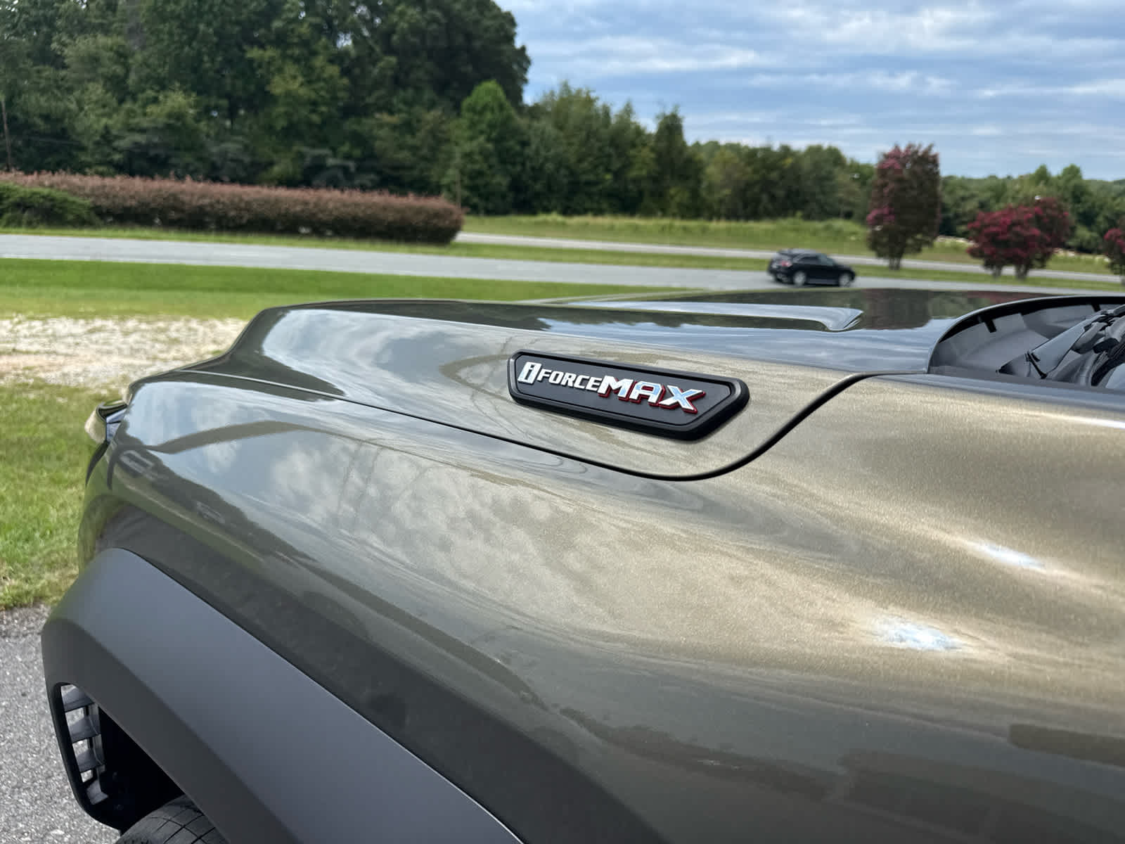 2025 Toyota Tacoma Hybrid TRD Off Road